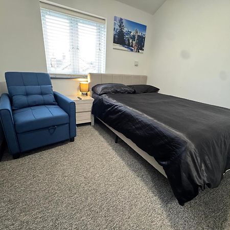 Gate Lodge - Private En-Suite Rooms, Kings Lynn, Central Location Кингс Лин Екстериор снимка