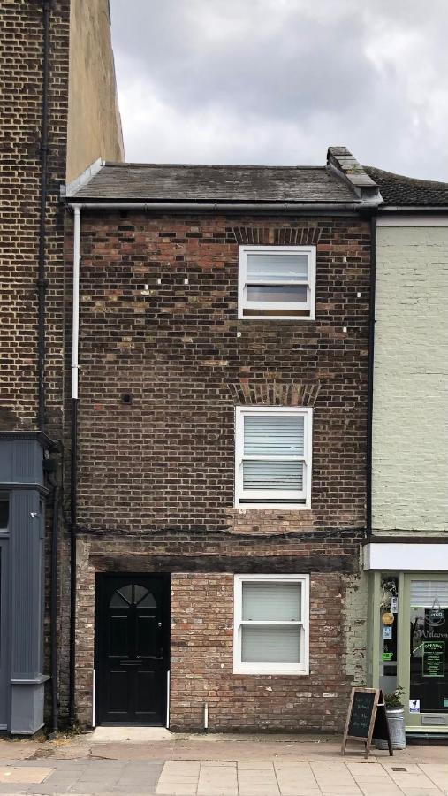 Gate Lodge - Private En-Suite Rooms, Kings Lynn, Central Location Кингс Лин Екстериор снимка
