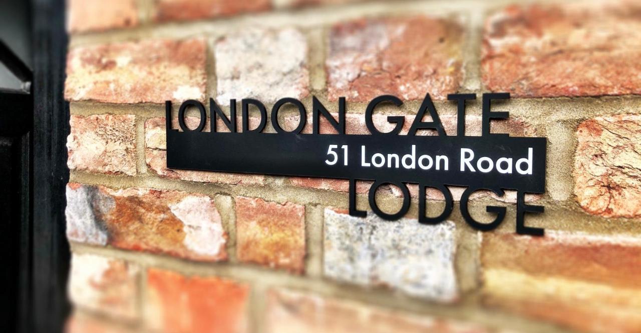 Gate Lodge - Private En-Suite Rooms, Kings Lynn, Central Location Кингс Лин Екстериор снимка