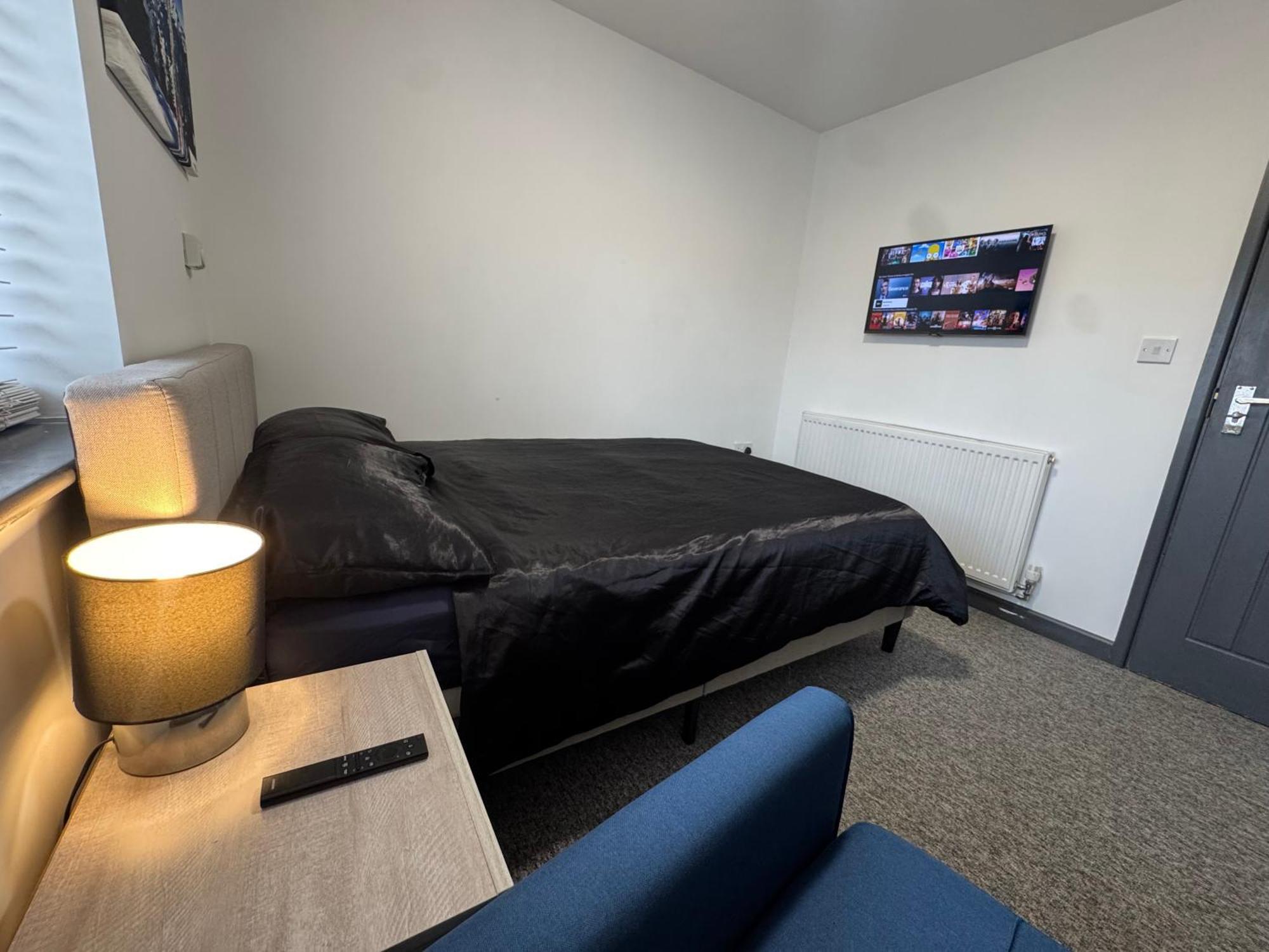 Gate Lodge - Private En-Suite Rooms, Kings Lynn, Central Location Кингс Лин Екстериор снимка